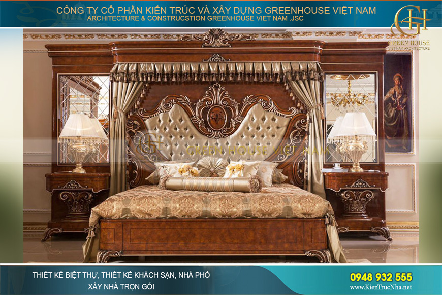 Chiếc giường kingsize với những hoa văn khảm vàng mềm mại, tinh xảo đến từng đường nét