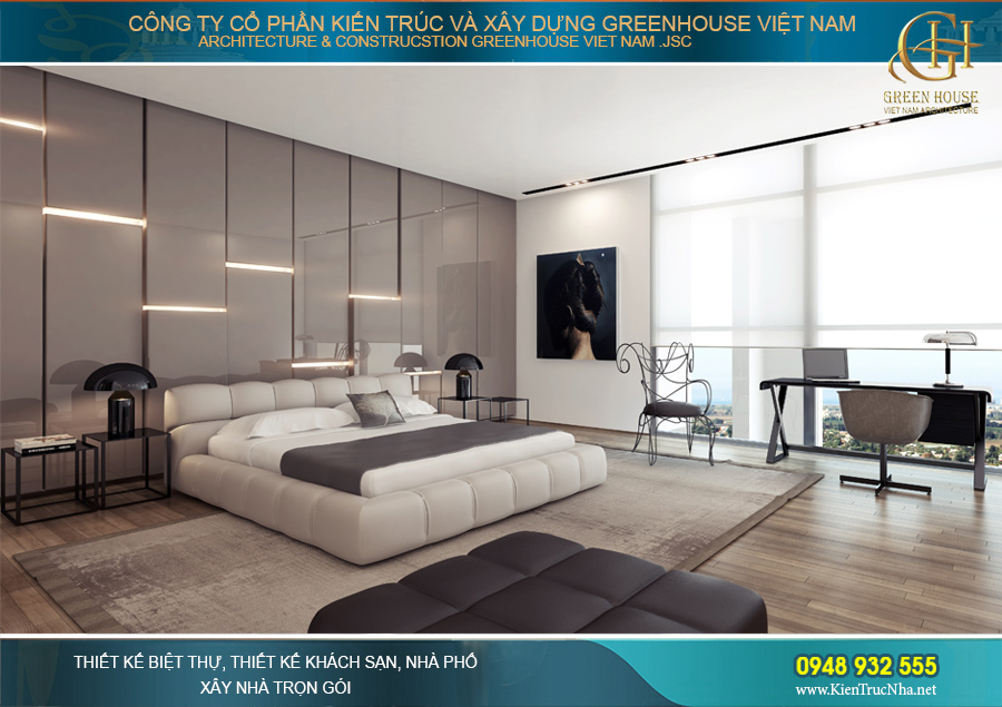 Phòng ngủ của gia chủ thoáng và rộng cùng với nội thất hiện đại và sang trọng