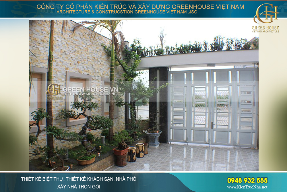 Một góc sân vườn tiểu cảnh đẹp mắt và ấn tượng trong biệt thự hiện đại 3 tầng